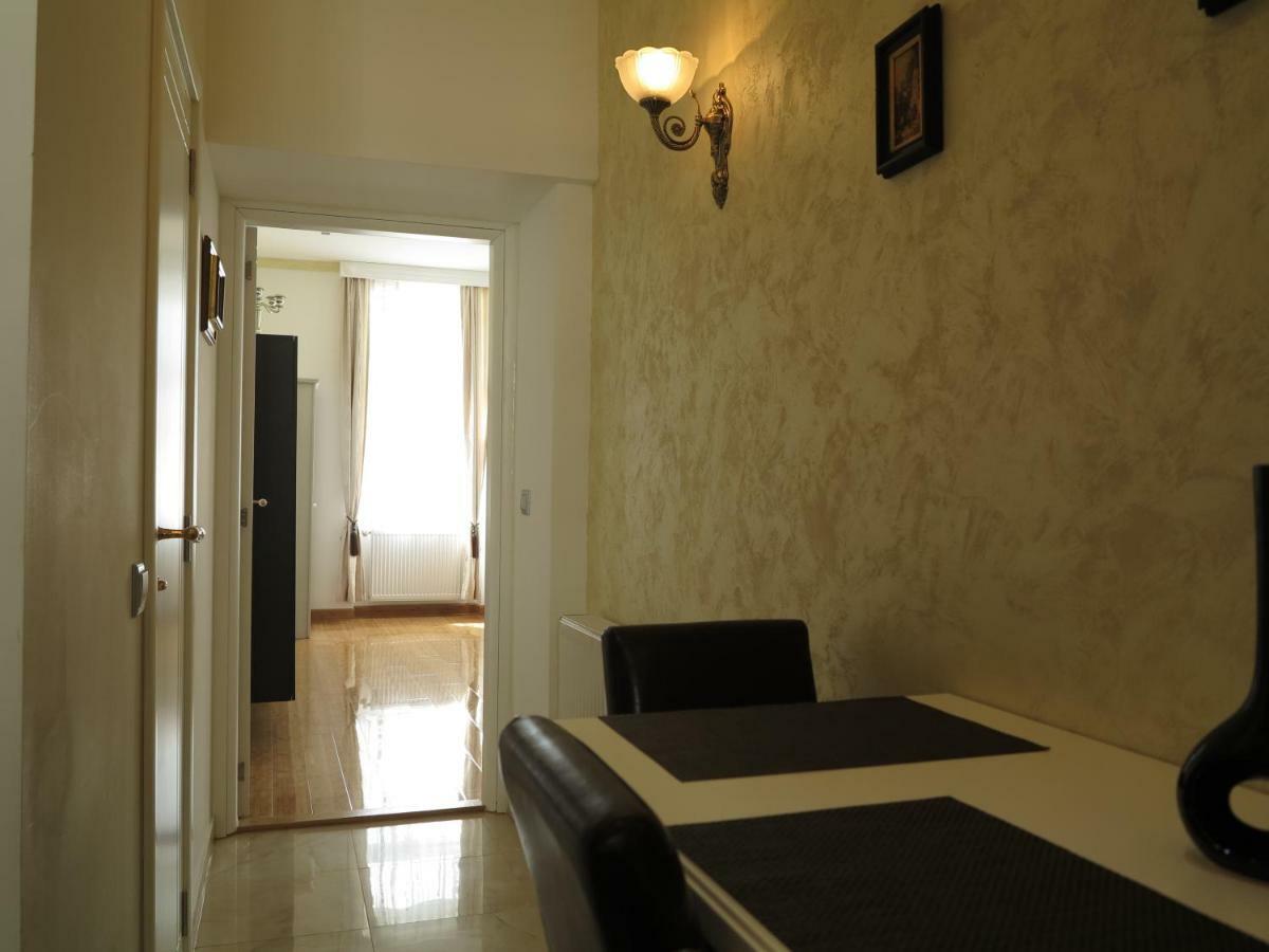 Small Luxury Kapitol Apartment Viyana Dış mekan fotoğraf