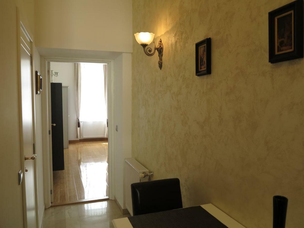 Small Luxury Kapitol Apartment Viyana Dış mekan fotoğraf