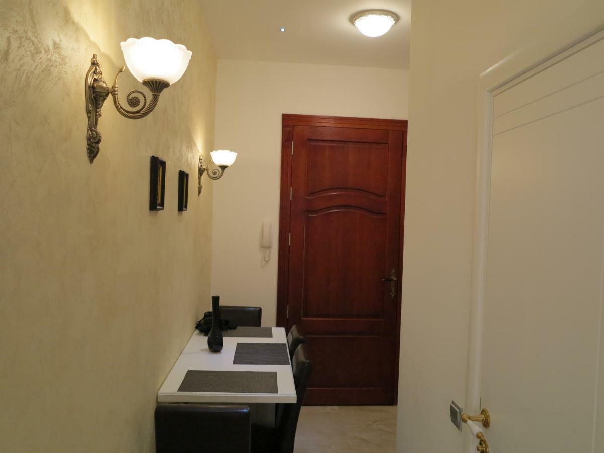 Small Luxury Kapitol Apartment Viyana Dış mekan fotoğraf