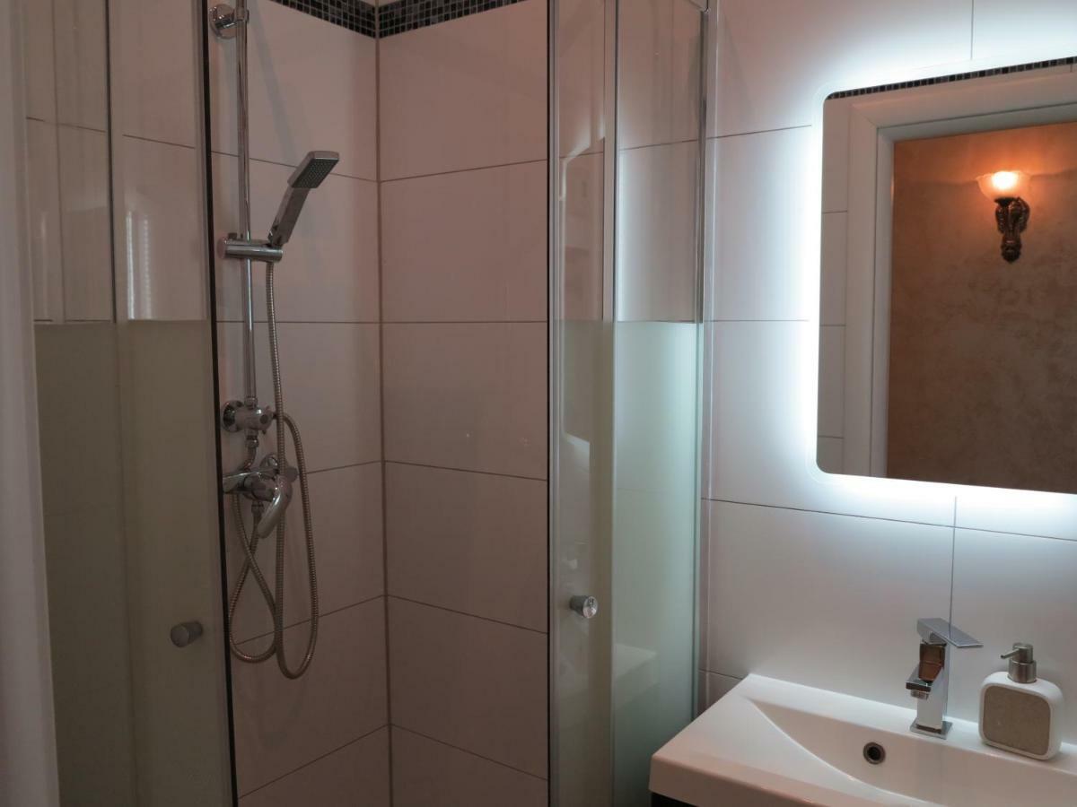 Small Luxury Kapitol Apartment Viyana Dış mekan fotoğraf